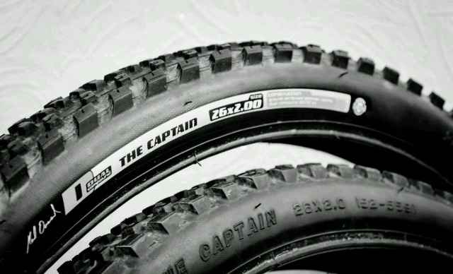 2 велосипедные покрышки Specialized The Captain