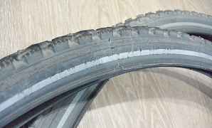 Продам покрышки Schwalbe Marathon Winter 26