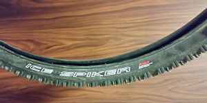 Зимняя покрышка Schwalbe Ice Spiker