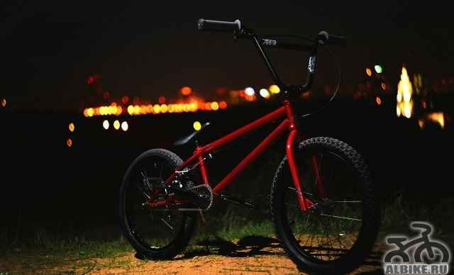 Commencal Absolut BMX 2011