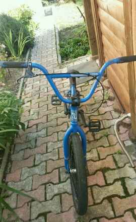 BMX Giant 02