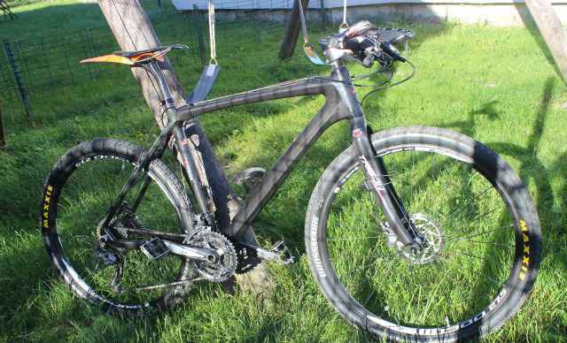 Карбоновый велосипед MTB 27,5" рама 21"