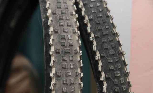 Две велопокрышки Schwalbe Рапид Rob 29 Х 2,25