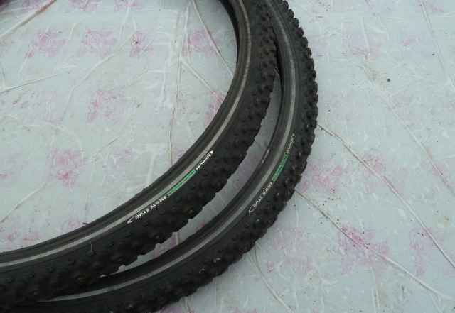 Зимние шипованные покрышки Schwalbe Snow Stud 26"