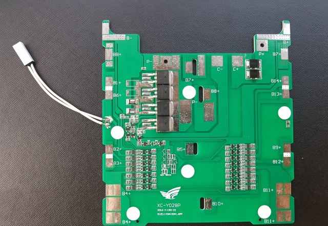 Плата BMS 15S 55.5v (63V) 15A Lithium Ion battery