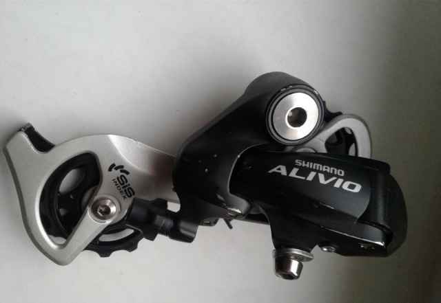 Переключатель задний Shimano Alivio RD-M410