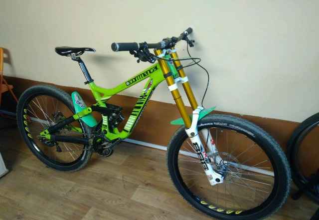 Велосипед Commencal Suprime DH V3