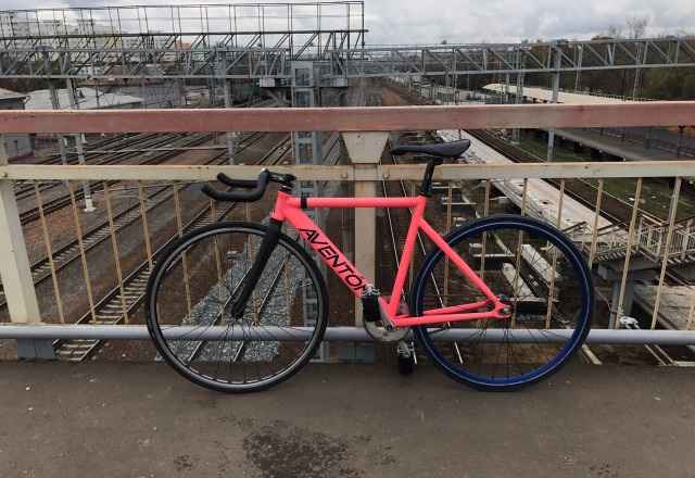 Aventon 52