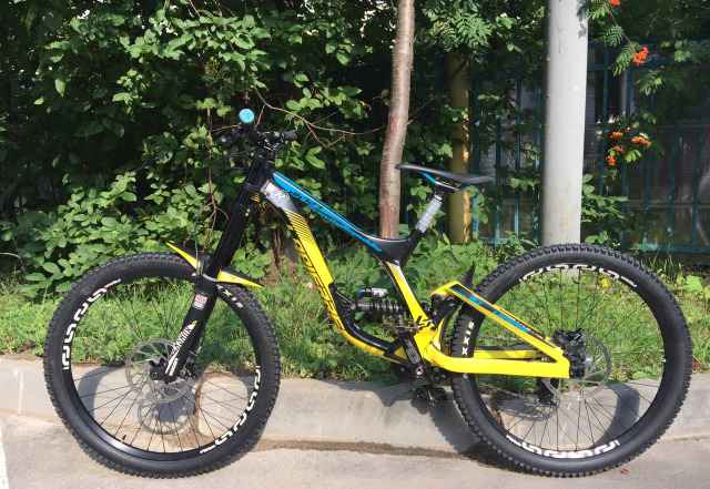 Lapierre DH 727 2016 размер М велосипед двухподвес