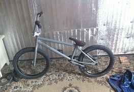 Продам BMX subrosa