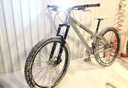 Mongoose Fireball 09