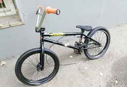 Продам Велосипед BMX