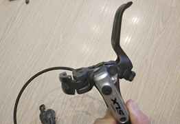 Гидравлический дисковый тормоз Shimano СЛХ M675