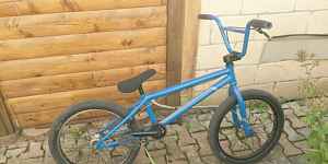 BMX Giant 02