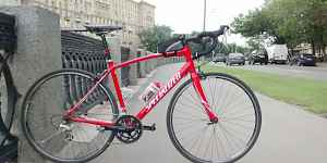 Шоссейный велосипед Specialized Secteur