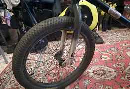 Bmx mongoose