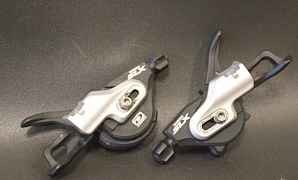 Тормоза Shimano M615 + манетки Shimano СЛХ 3x10