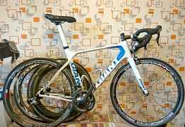 Шоссейный велосипед Giant Advanced tcr 2012