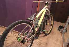 Commencal 2013 absolut al l Неон