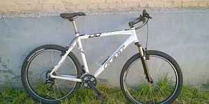 Felt Q600 / Rock Shox / Мишлен Mountain /Shimano