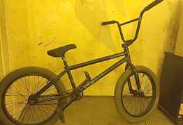 BMX Про модель Stolen Ramos RHD