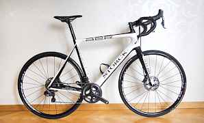 Шоссейный велосипед Storck Aernario Disc Ultegra