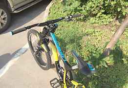 Lapierre DH 727 2016 размер М велосипед двухподвес