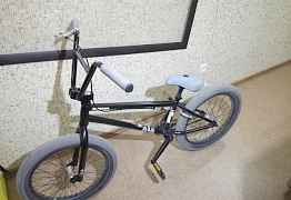 BMX Mongoose legion L100 (образца 2017г.)