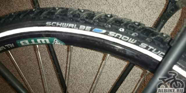 Schwalbe 29er 1.50 зимние шипованнаые покрышки