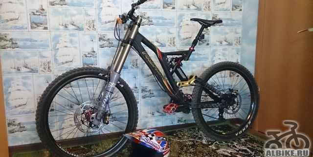 Norco Atomik (Canada) DH