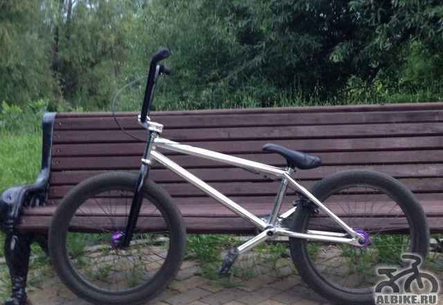 Полупрофессиональный BMX