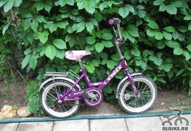 Детский велосипед с дополнительными колесами - Фото #1