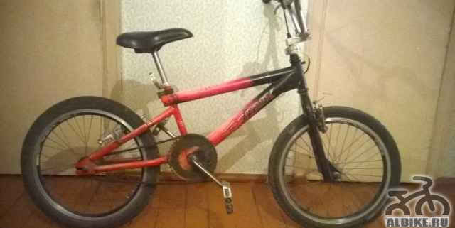 Крепкий BMX