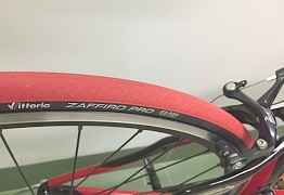 Шоссейный карбоновый велосипед Specialized рама XS