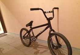 BMX rockmashine