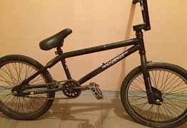 BMX rockmashine