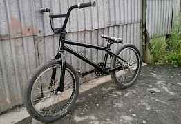 Продам велосипед Bmx Gt