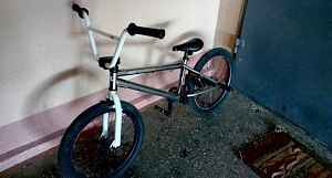 Продаю BMX haro 200.3