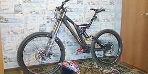 Norco Atomik (Canada) DH