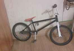 Продаётся BMX на запчасти