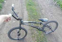 BMX MTR stret staff