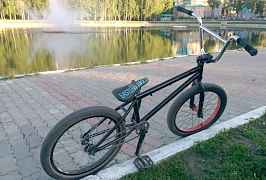 Продам собранный bmx