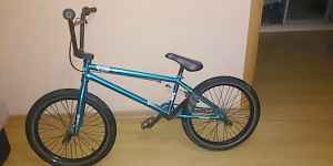 Продам новый WeThePeople Crysis