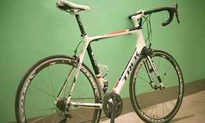 Шоссейный карбоновый велосипед Трек Madone 4.7