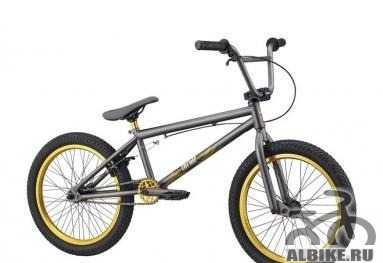 BMX Mongoose Thrive