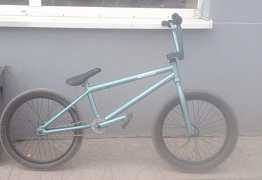 Продам BMX Haro 350