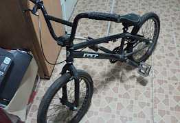 Продам BMX GT