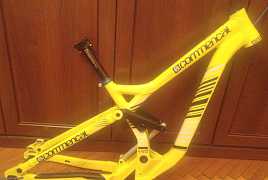 Продам раму Commencal Супрем DH WC