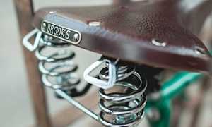 Brooks B67 Brown