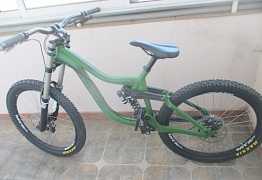 Kona Operator 2013 М